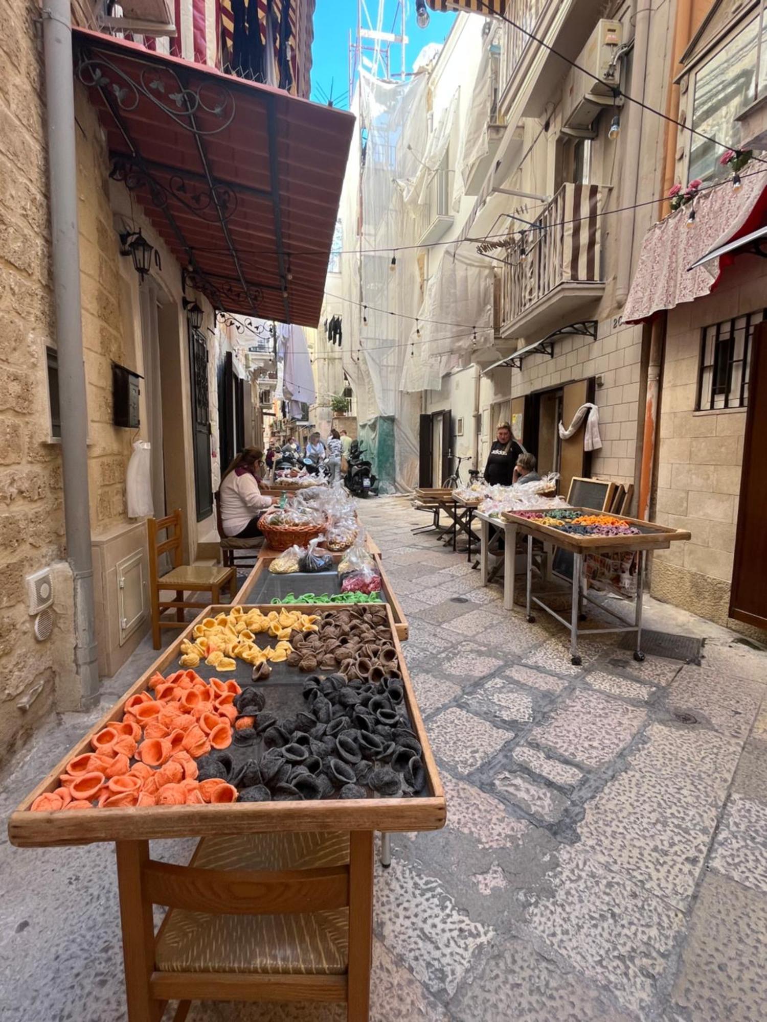 Arco Meraviglia House Bari Bagian luar foto